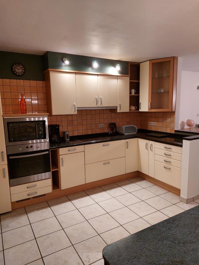 Aux Trois Petits Cochons Apartment โอตง ภายนอก รูปภาพ