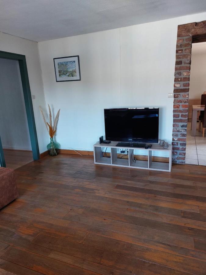 Aux Trois Petits Cochons Apartment โอตง ภายนอก รูปภาพ